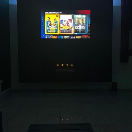 Dison City Lounge Wellness מראה חיצוני תמונה