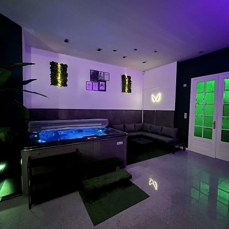 Dison City Lounge Wellness מראה חיצוני תמונה